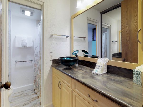 Studio Beachside Maui Rental NEW ARRIVAL.