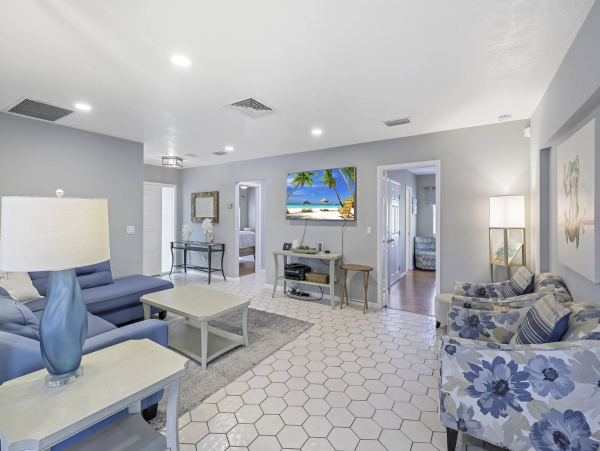 Charming Waterfront Marco Island Rental Home