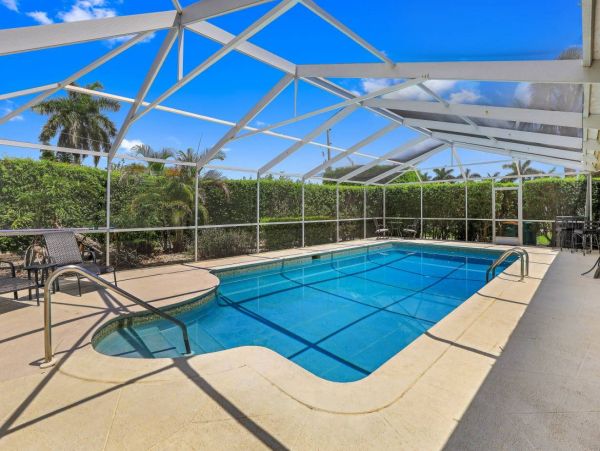 Charming Waterfront Marco Island Rental Home