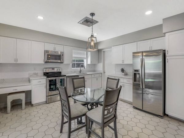 Charming Waterfront Marco Island Rental Home