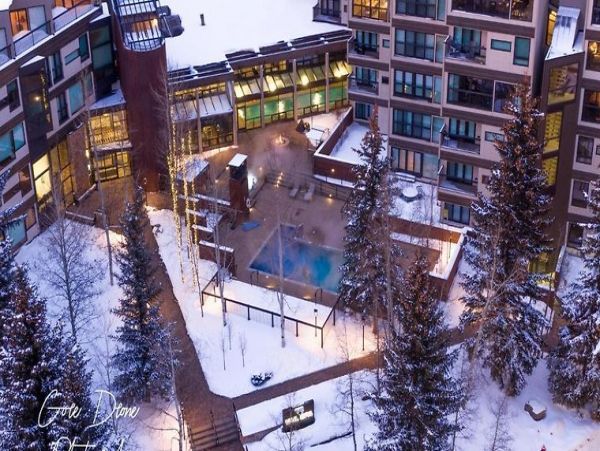 Three Bedroom Vacation Condo with Mountain Views in Vail