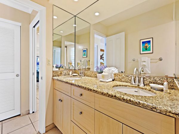 Beachfront Two Bedroom Kahana Vacation Rental Condo
