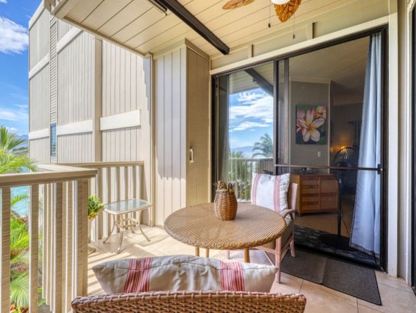 Lahaina Vacation Condo With Communal Pool & Tennis Court