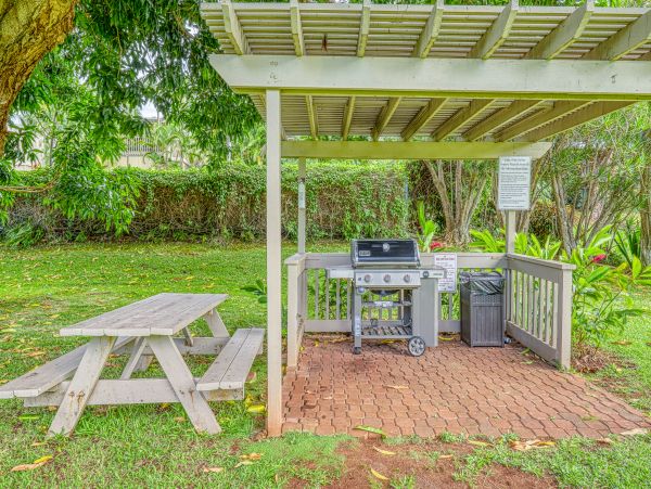 Lahaina Vacation Condo With Communal Pool & Tennis Court