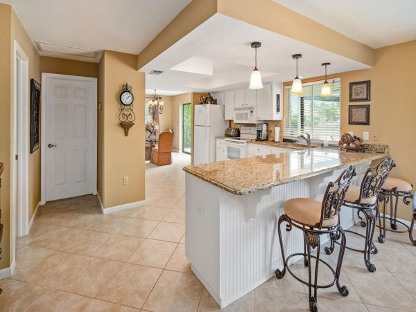 Marco Island Waterfront Home Sleeps 6 Guests