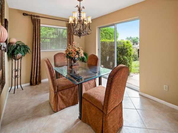 Marco Island Waterfront Home Sleeps 6 Guests