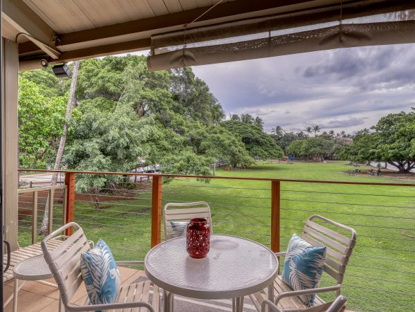 One Bedroom Plus Loft Vacation Condo in Lahaina