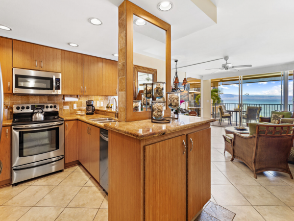 Oceanfront 2 Bedroom Condo with Great Views