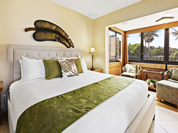 Oceanfront 2 Bedroom Condo with Great Views