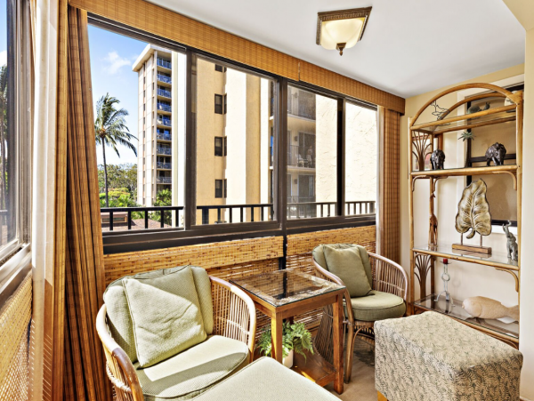 Oceanfront 2 Bedroom Condo with Great Views