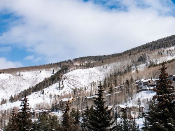 Vail Luxury Vacation Rental Condo 3 Bedrooms Walk to Lifts
