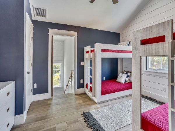 Holmes Beach Vacation Home Sleeps 8 Guests