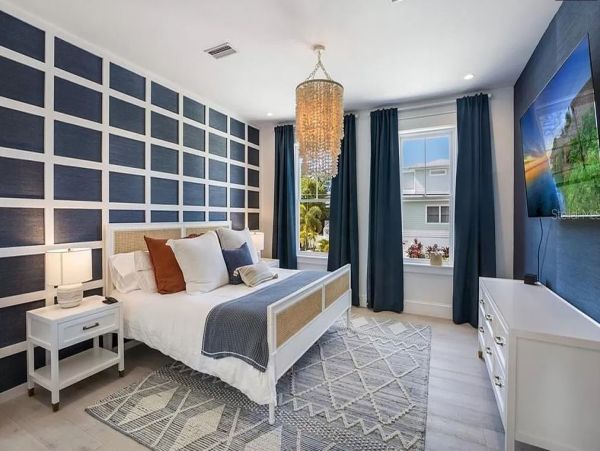 Holmes Beach Vacation Home Sleeps 8 Guests