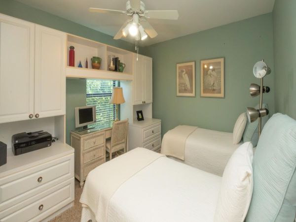 Three Bedroom Canal Front Home with Private Pool and Spa