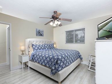 Walk to Beach Four Bedroom Vacation Pool Home in Naples