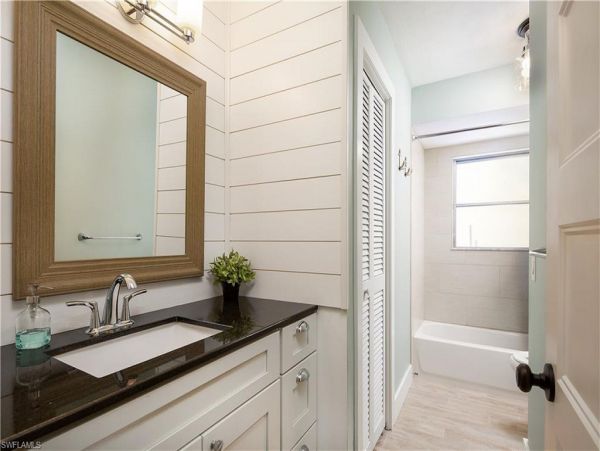 Naples Vacation Pool Home Sleeps 6 Guests Walk to Beach
