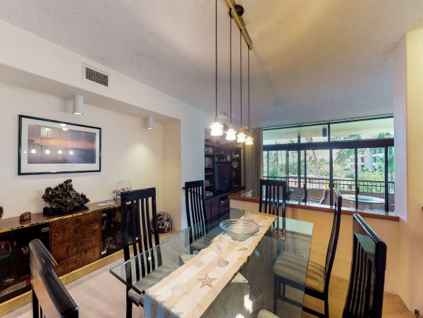 Ka’anapali Vacation Rental Maui Condo with Pool, Hot Tub & Beach Access