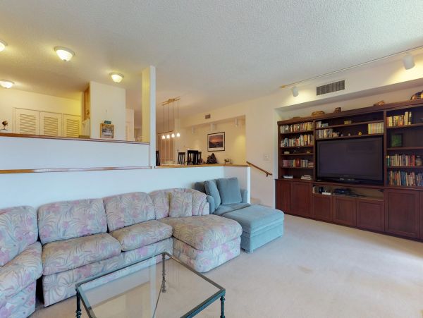 Ka’anapali Vacation Rental Maui Condo with Pool, Hot Tub & Beach Access
