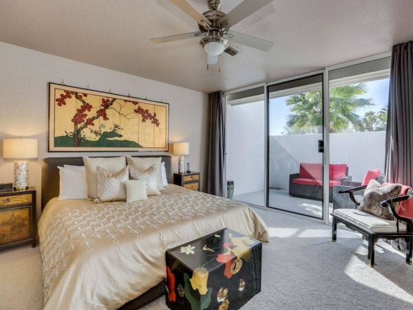 Palm Springs Five Bedroom Rental Home with Pool & Spa