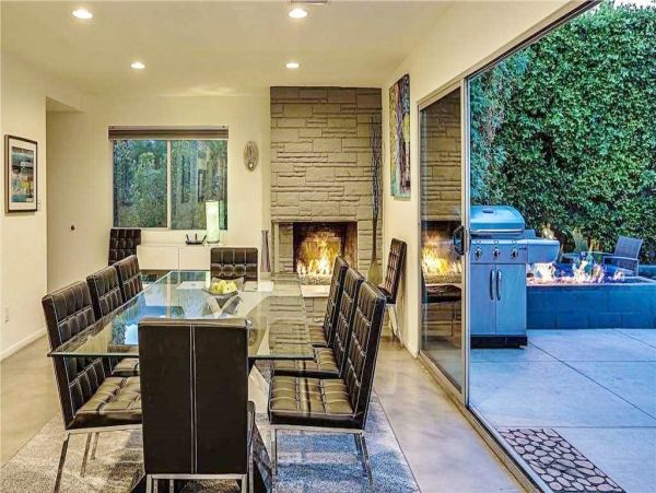 Palm Springs Vacation Pool Home Sleeps 10 Guests