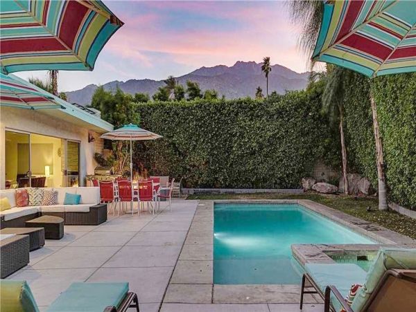 Palm Springs Vacation Pool Home Sleeps 10 Guests