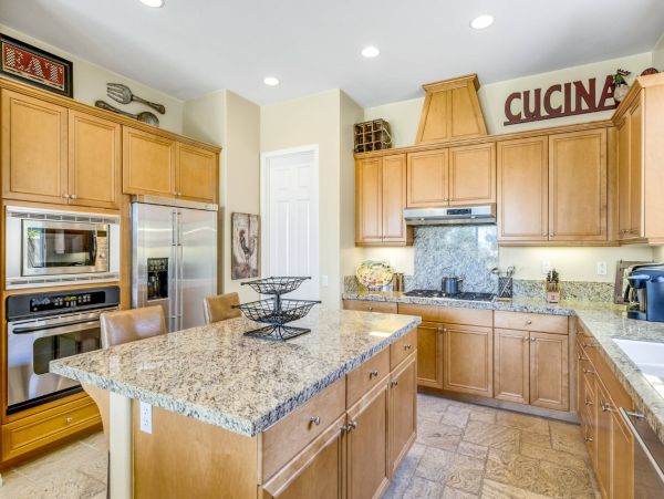 Elegant Three Bedroom La Quinta Vacation Rental Private Pool