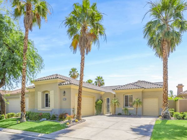 Elegant Three Bedroom La Quinta Vacation Rental Private Pool