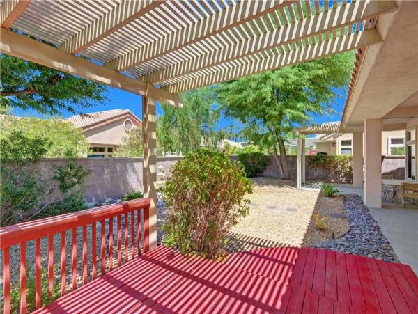 Palm Desert Home 948803