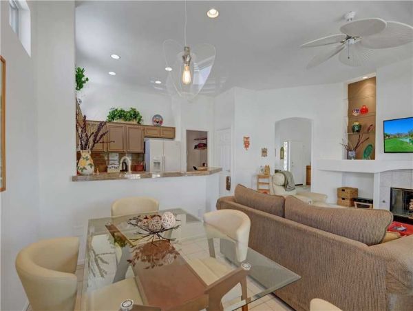 Palm Desert Home 948803