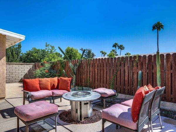 Palm Desert Home 948806