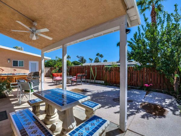 Palm Desert Home 948806