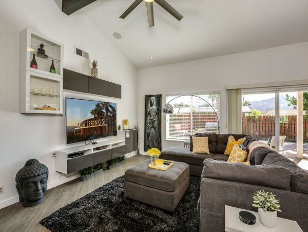 Palm Desert Home 948806