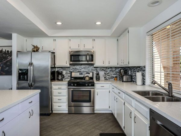 Palm Desert Home 948806