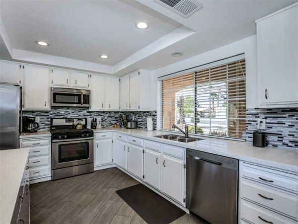 Palm Desert Home 948806