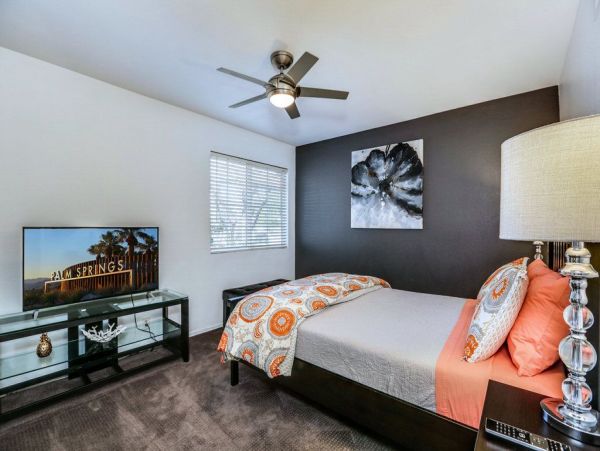 Palm Desert Home 948806
