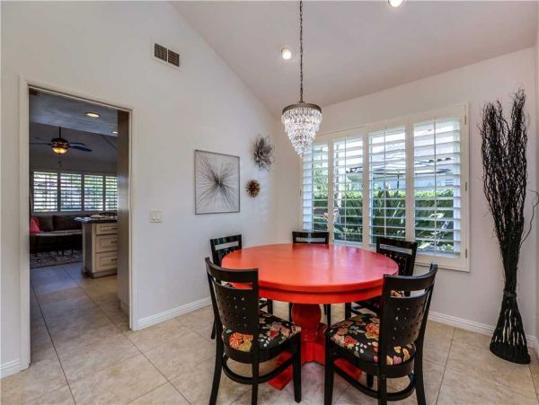 Palm Desert Home 948807