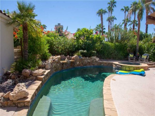 Palm Desert Home 948807