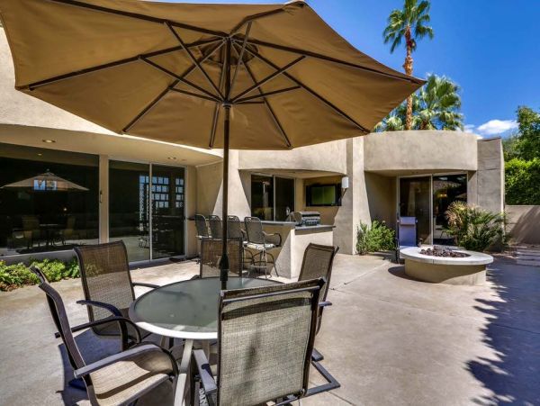 Palm Desert Home 948813