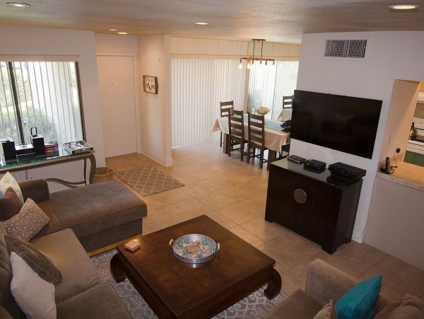 Palm Desert Home 948815