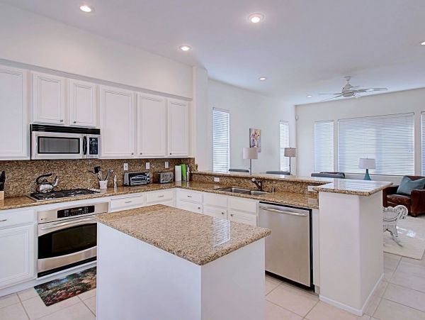 Palm Desert Home 948821