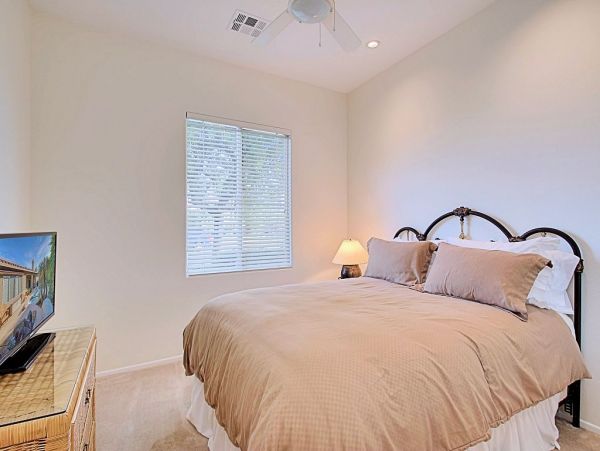 Palm Desert Home 948821