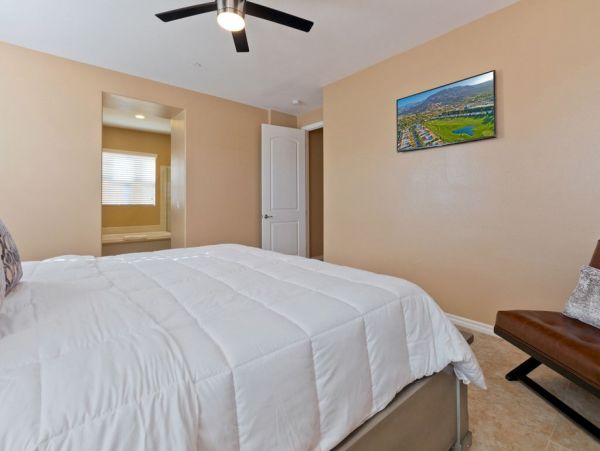 Palm Desert Home 948824
