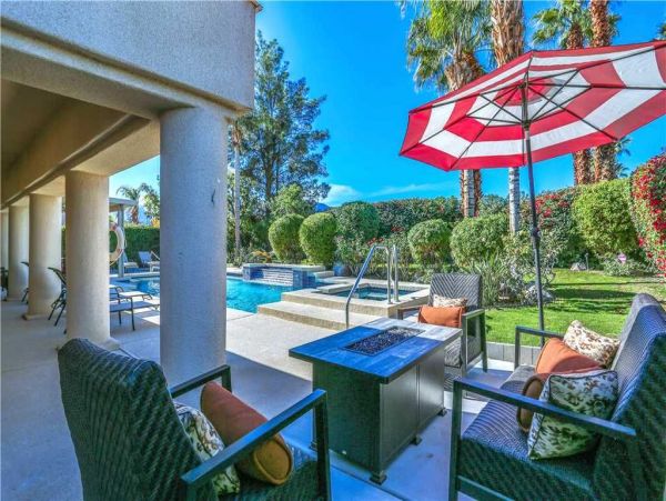 3 Bedroom Home Outdoor Terrace and Pool & Spa in Palm Desert