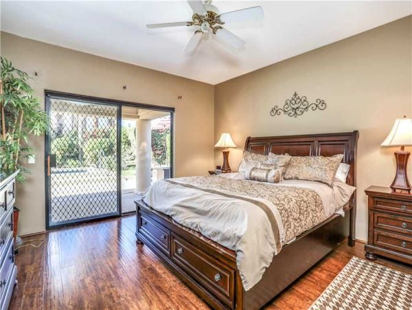 3 Bedroom Home Outdoor Terrace and Pool & Spa in Palm Desert