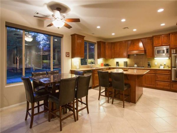 Palm Desert Home 948827