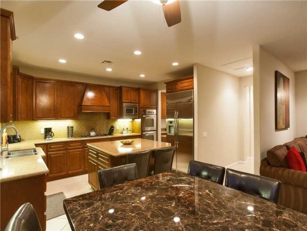 Palm Desert Home 948827