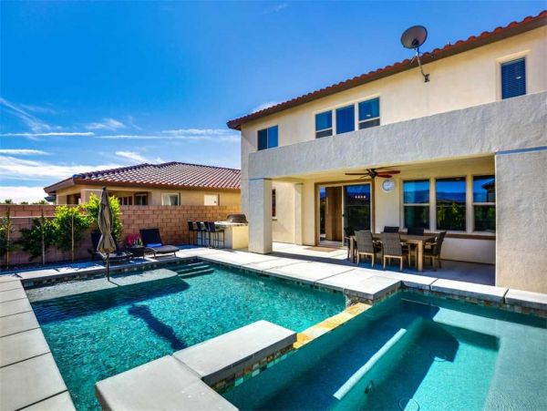 Palm Desert Home 948829