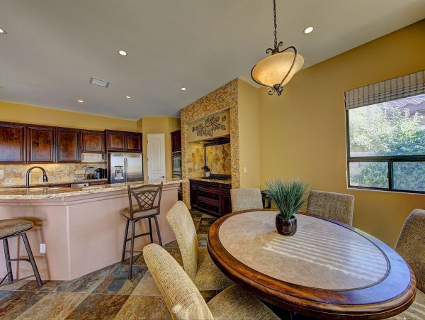 Palm Desert Home 948832