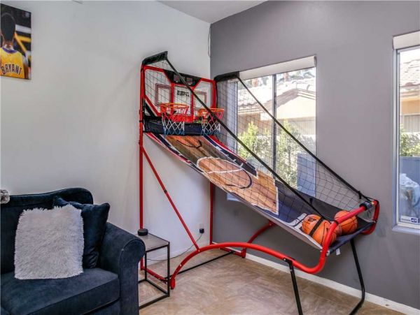 Palm Desert Home 948833
