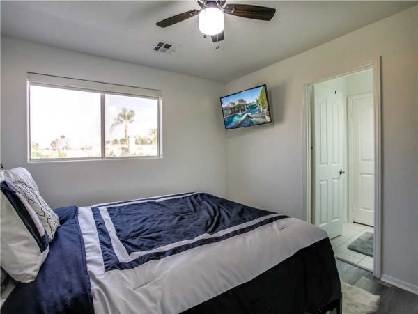 Palm Desert Home 948833